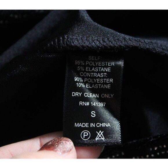 Astr Heartbreaker Bodycon Dress Sparkly Mini Off Shoulder Holiday New YearsSmall - Picture 7 of 7